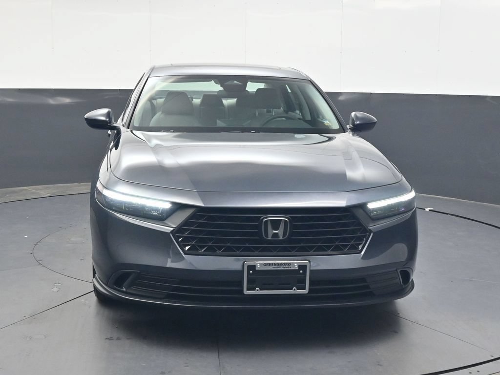 Used 2023 Honda Accord EX image 9