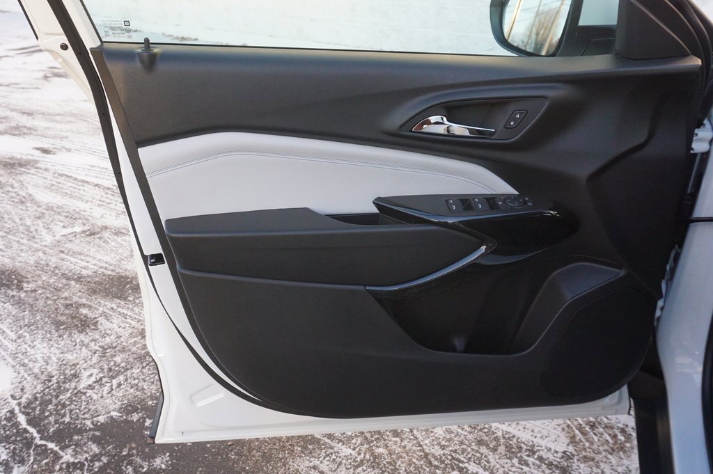 New 2026 Chevrolet Trax LT w/ Driver Confidence Package image 22