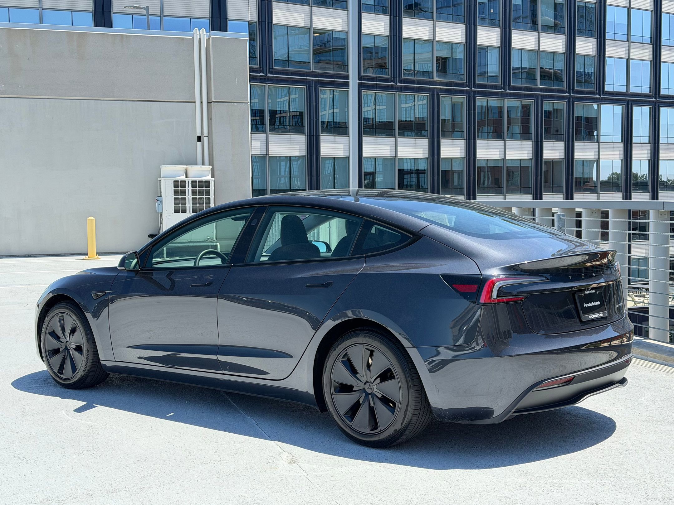 Used 2025 Tesla Model 3 Long Range AWD/4WD image 3