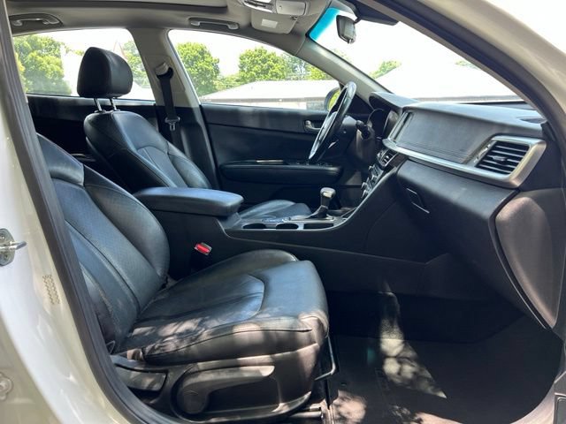 Used 2020 Kia Optima SE FWD image 21