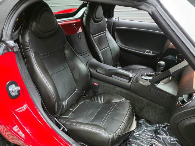 Used 2006 Pontiac Solstice Convertible w/ Premium Package RWD image 16