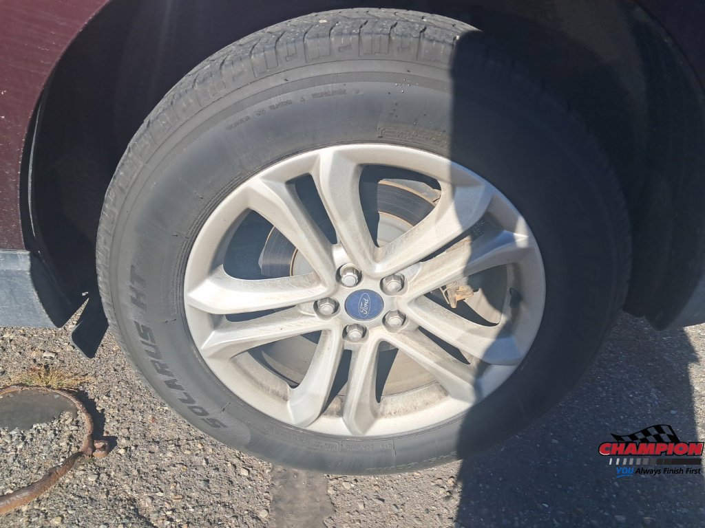 Used 2020 Ford Edge SEL w/ Cold Weather Package AWD/4WD image 13