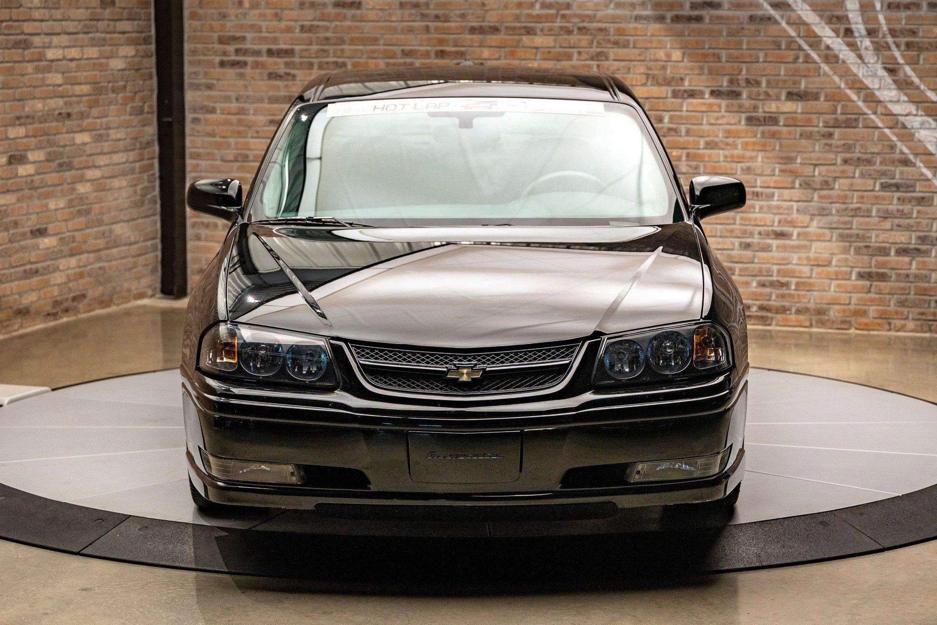Used 2004 Chevrolet Impala SS image 2