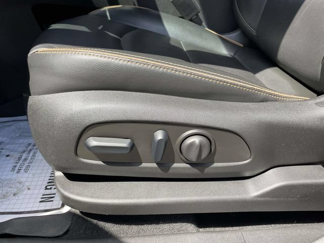 Used 2023 GMC Terrain AT4 w/ Tech Package AWD/4WD image 24