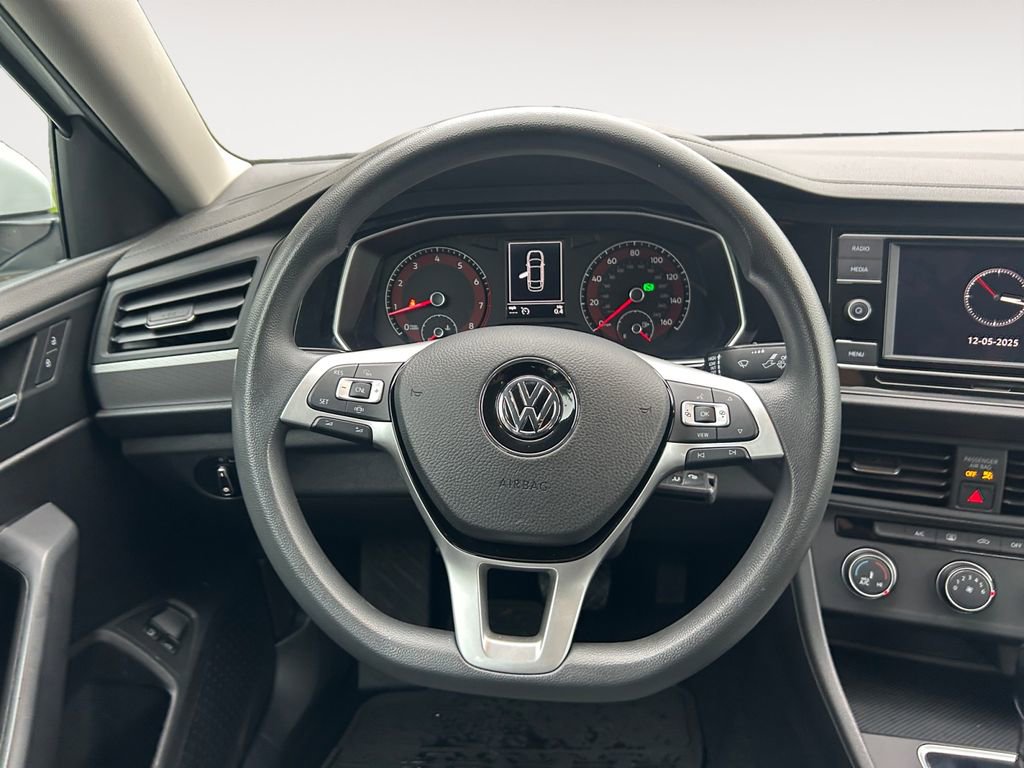 Used 2021 Volkswagen Jetta image 14