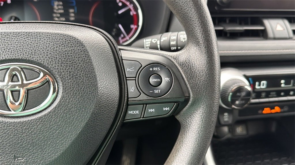 Certified 2024 Toyota RAV4 XLE image 27