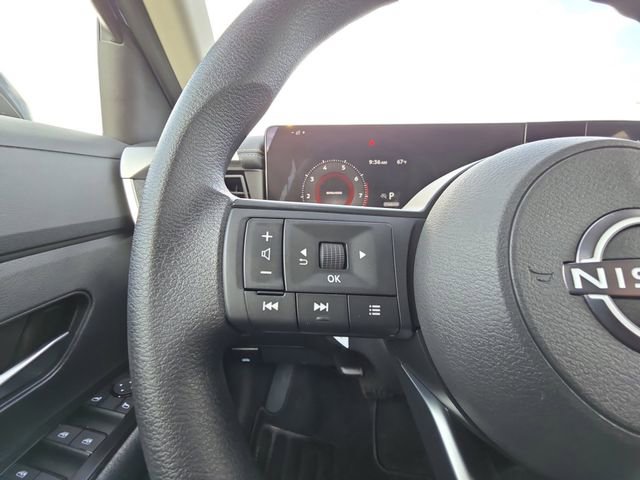 New 2026 Nissan Kicks SV image 11