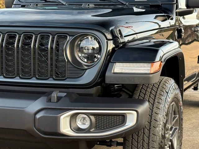New 2026 Jeep Gladiator Sport AWD/4WD image 11