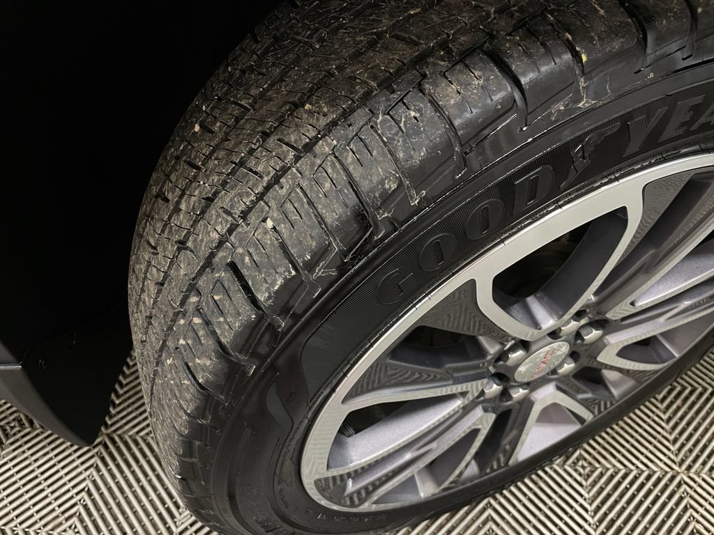 Certified 2019 GMC Acadia SLT AWD/4WD image 50