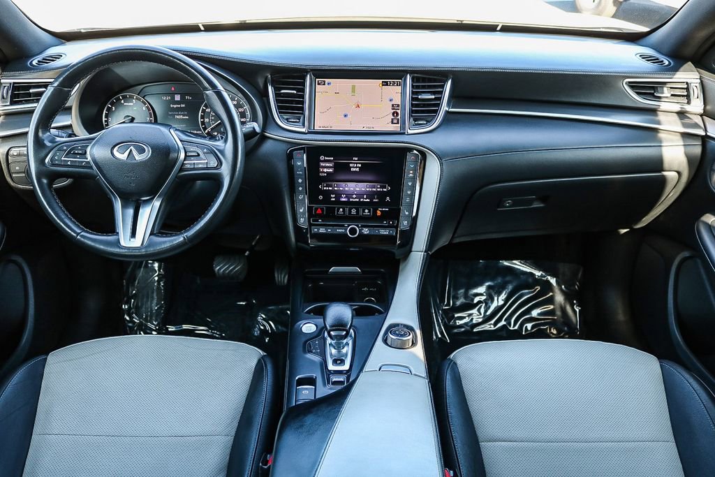 Used 2023 INFINITI QX55 Essential image 13