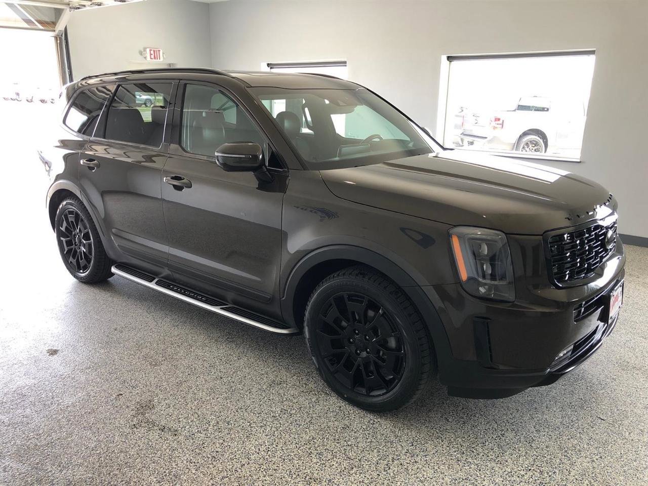 Used 2021 Kia Telluride SX w/ SX Prestige Package image 5