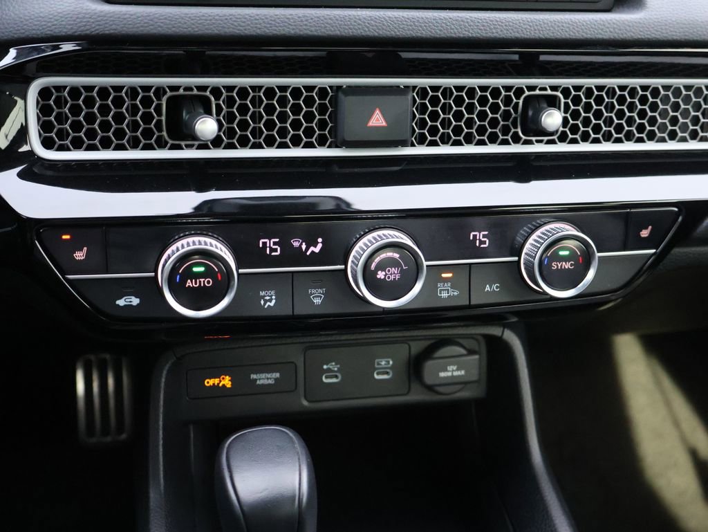 Certified 2025 Honda Civic Sport image 32