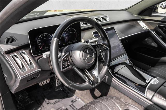 Used 2022 Mercedes-Benz S 500 4MATIC w/ AMG Line Package image 10