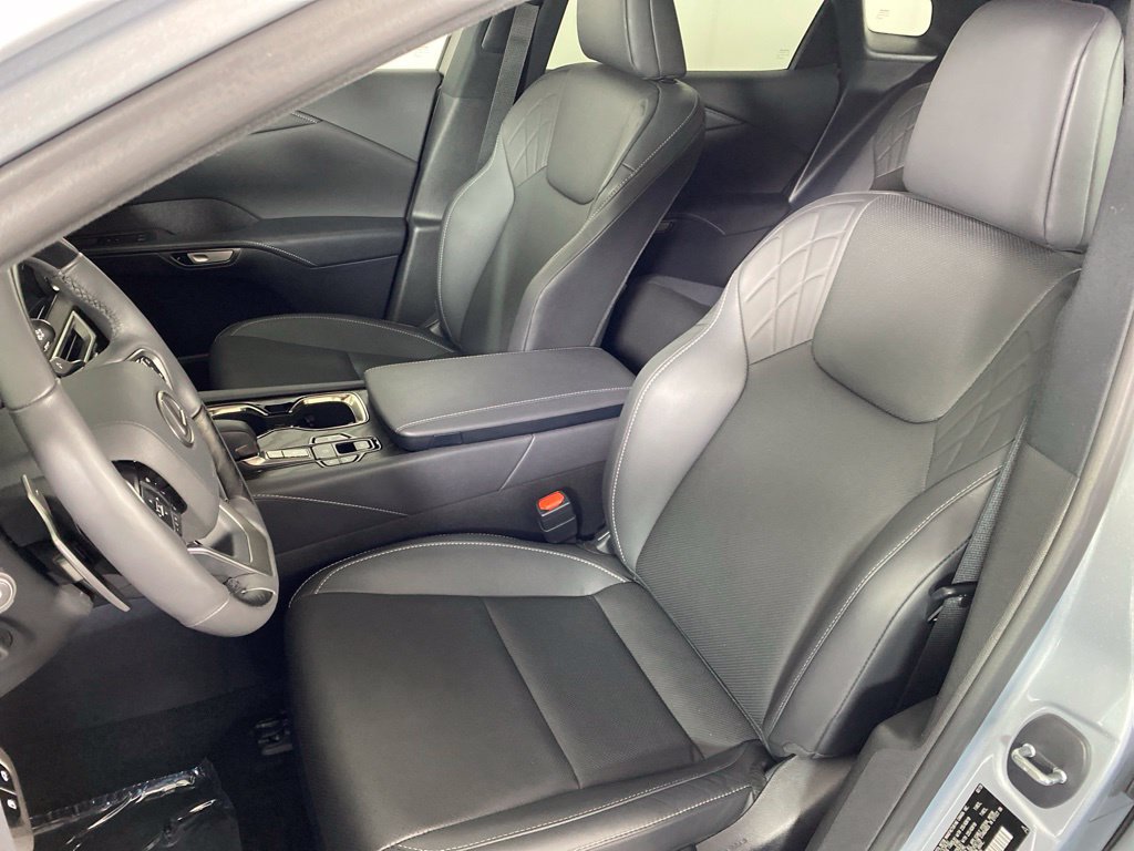 Certified 2026 Lexus RX 350h w/ Convenience Package AWD/4WD image 12