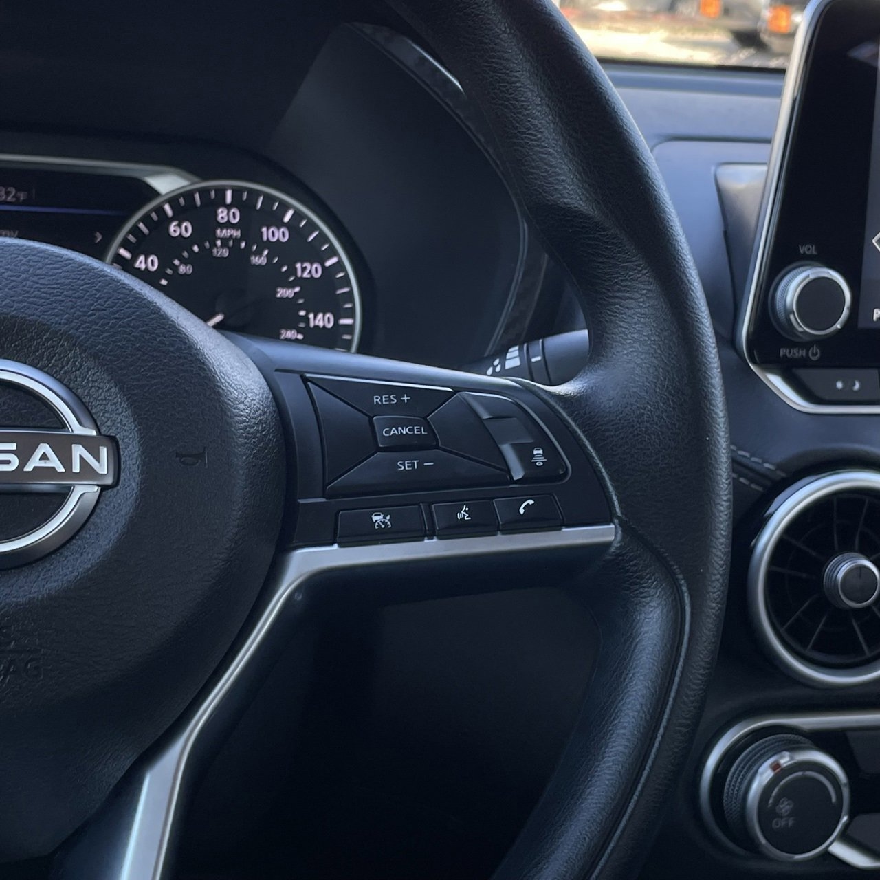 Used 2024 Nissan Sentra SV image 14