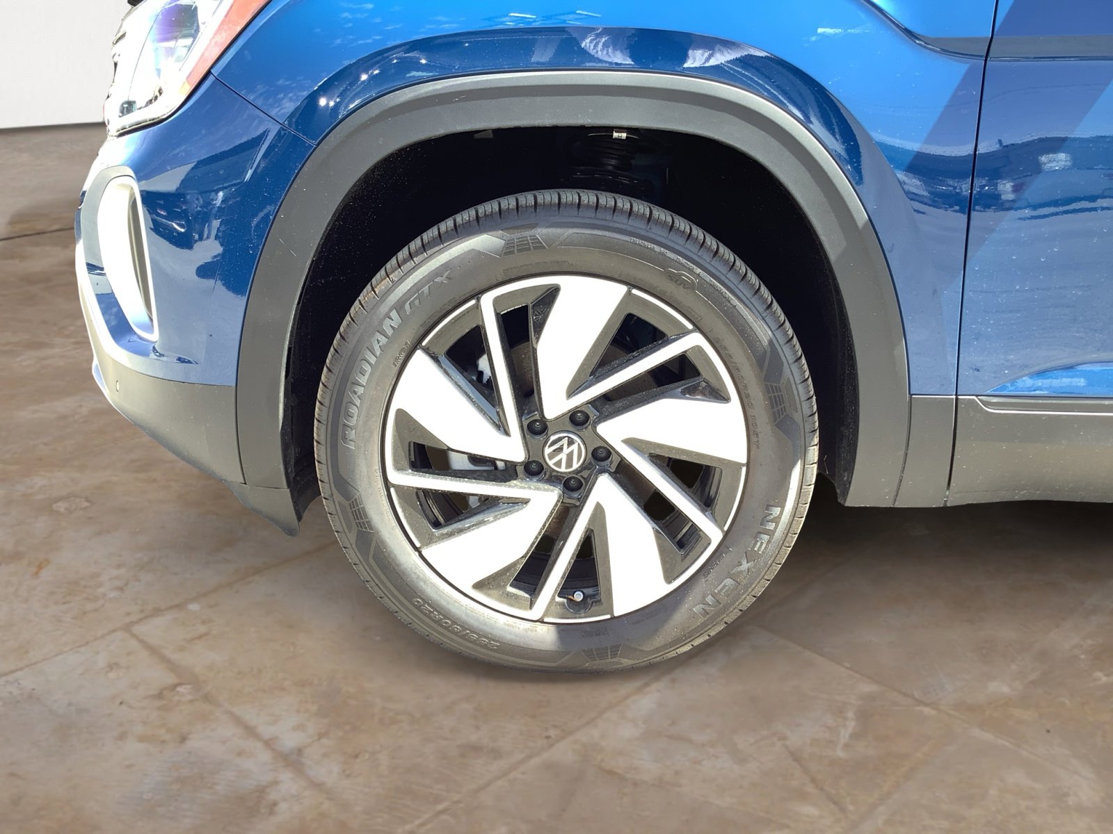 New 2025 Volkswagen Atlas SE image 11