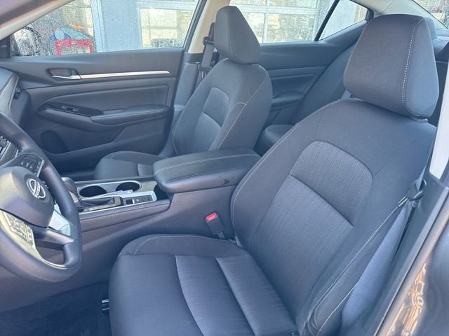 Used 2023 Nissan Altima 2.5 SV image 10