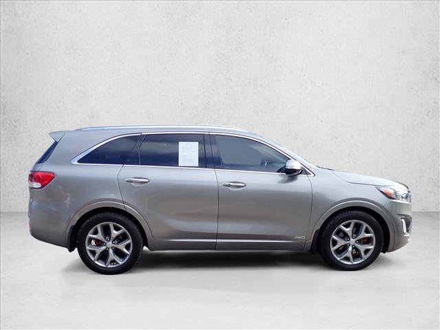 Used 2017 Kia Sorento SX AWD/4WD image 4