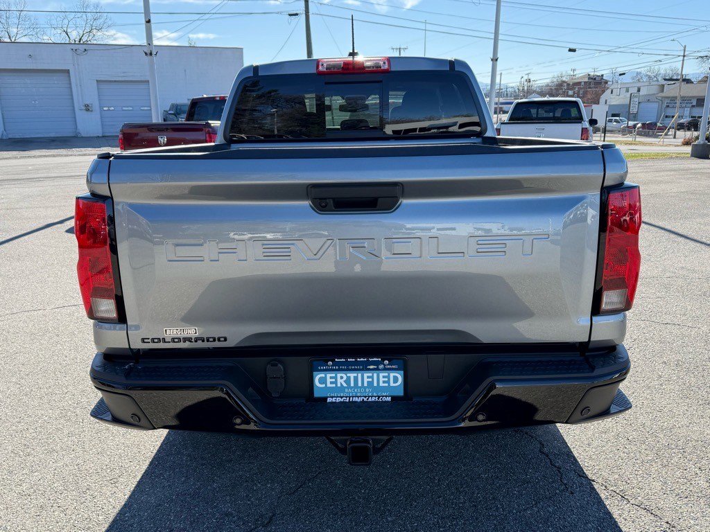 Certified 2025 Chevrolet Colorado W/T w/ WT Custom Package image 5