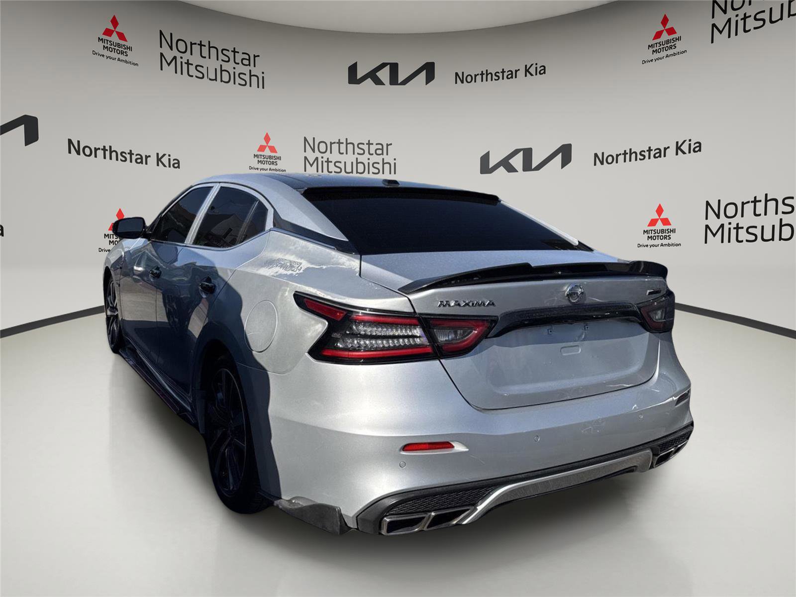 Used 2020 Nissan Maxima 3.5 SL w/ Floor Mat Group image 2