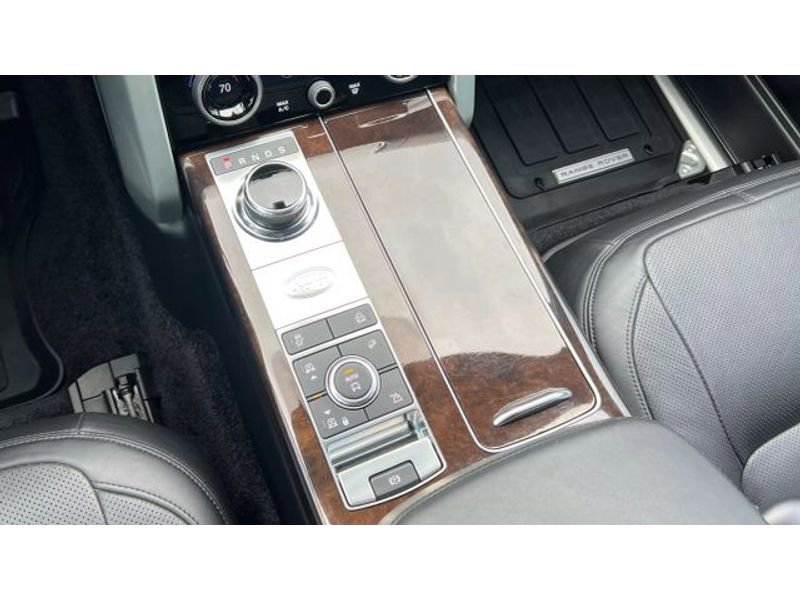 Used 2019 Land Rover Range Rover Long Wheelbase Supercharged image 39