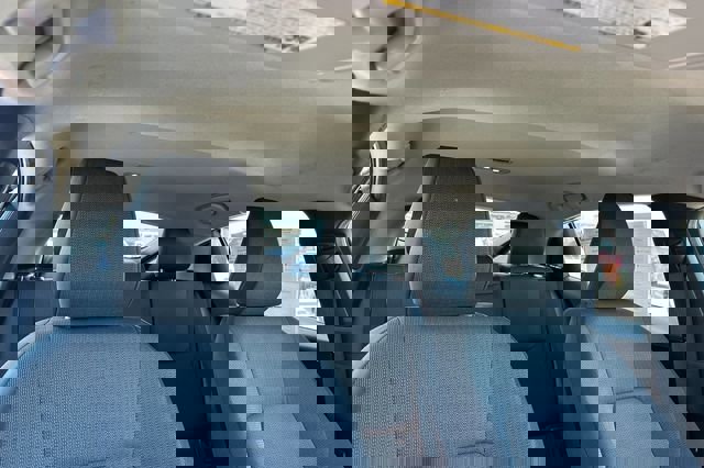 Used 2024 Toyota Prius LE image 19