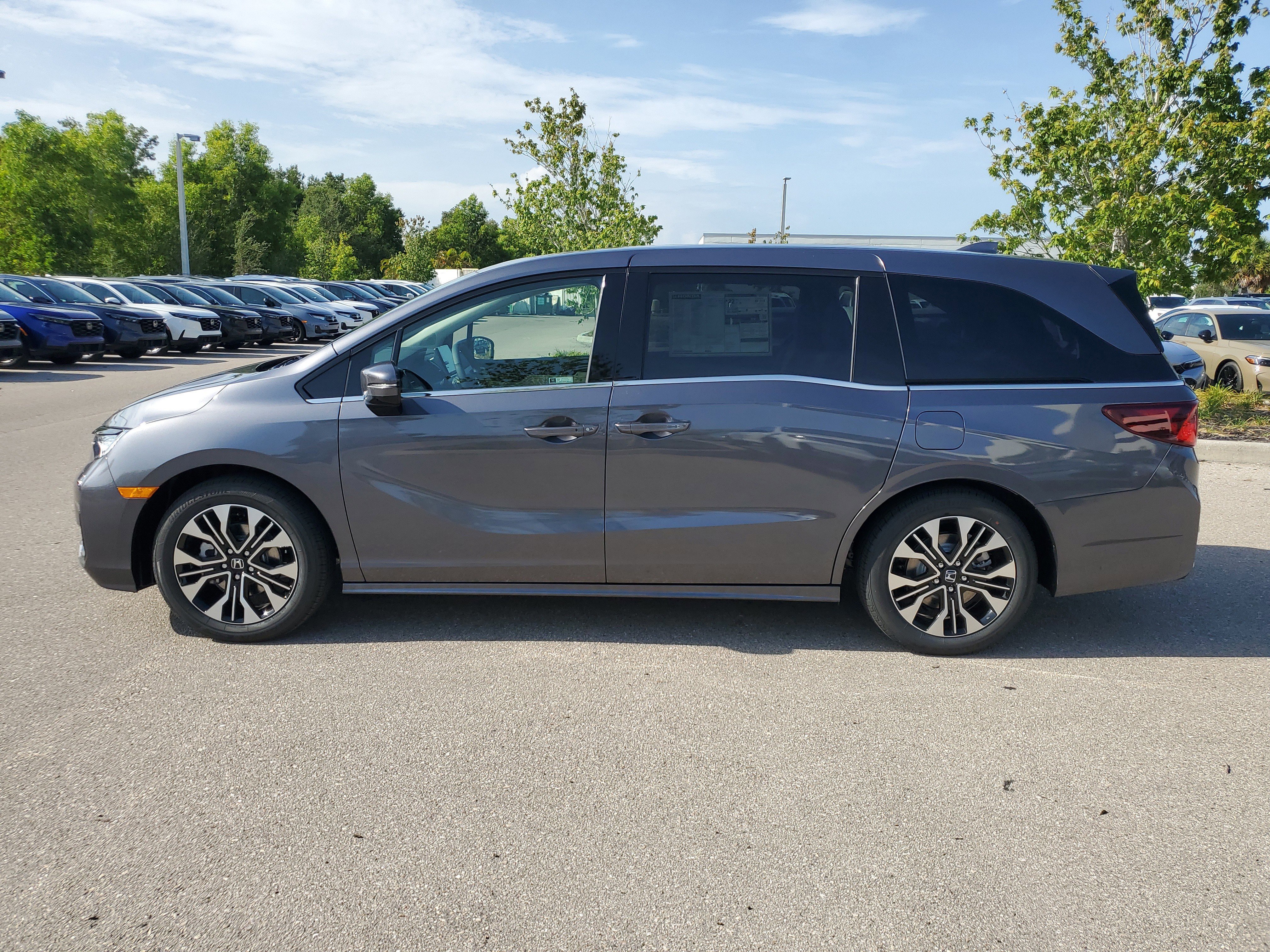 New 2026 Honda Odyssey Elite image 7