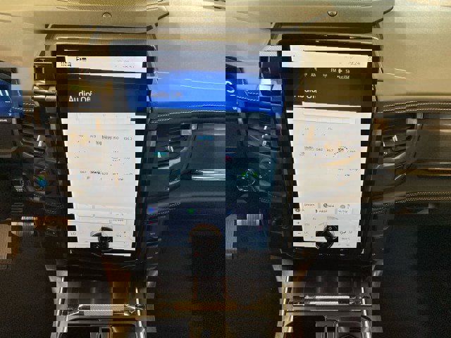 New 2025 Ford F150 Lightning Platinum image 24