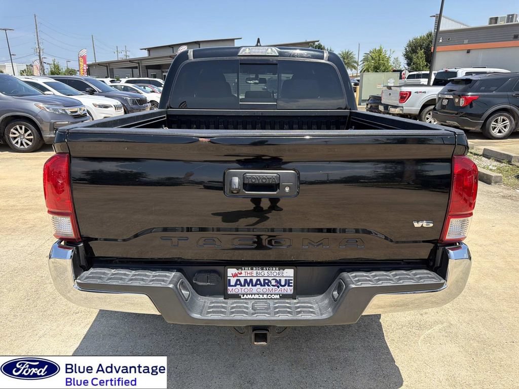 Used 2017 Toyota Tacoma TRD Off-Road w/ Tow Package (A/T) AWD/4WD image 9
