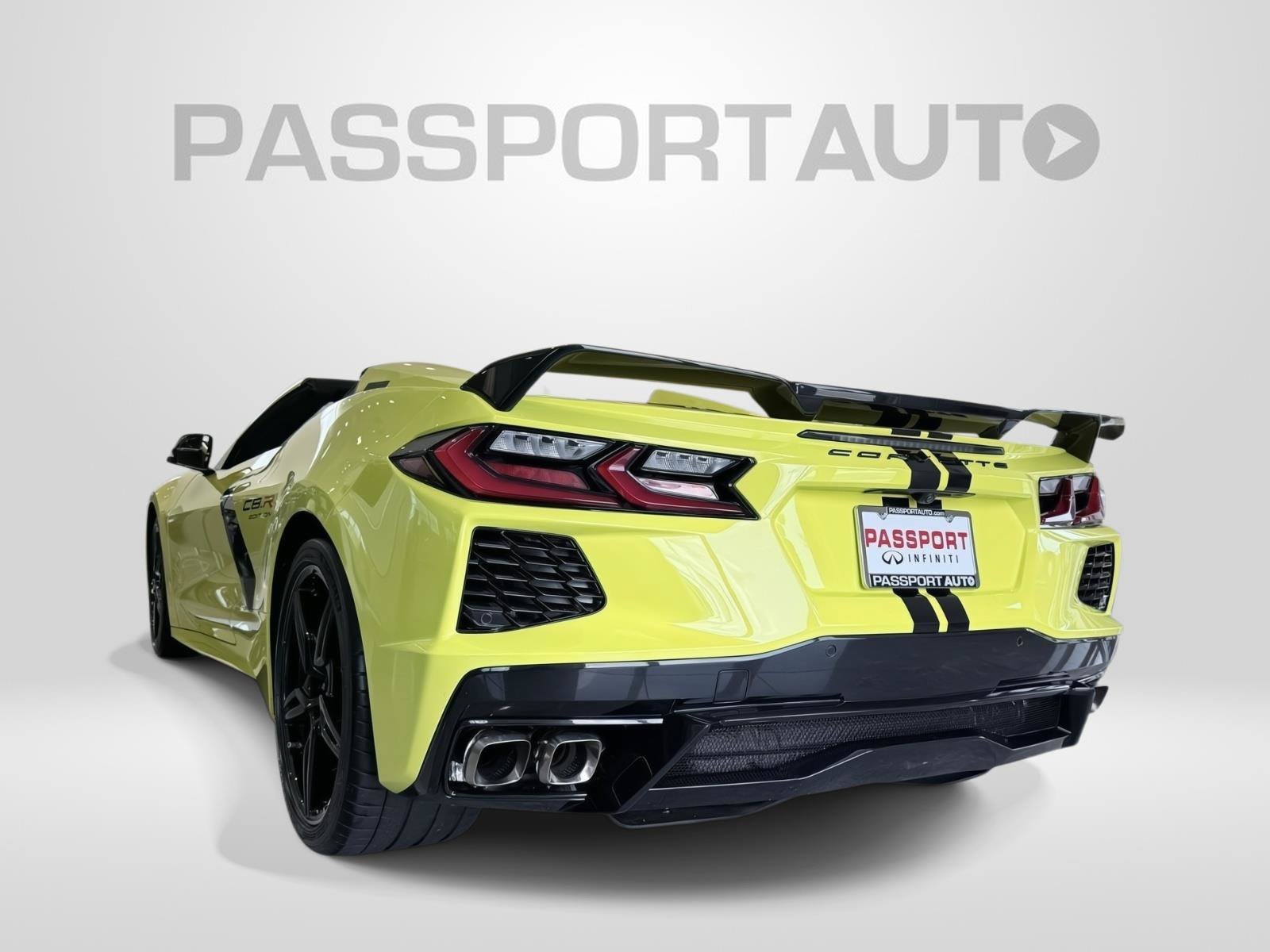 Used 2022 Chevrolet Corvette Stingray Premium Conv w/ Z51 Performance Package RWD image 4