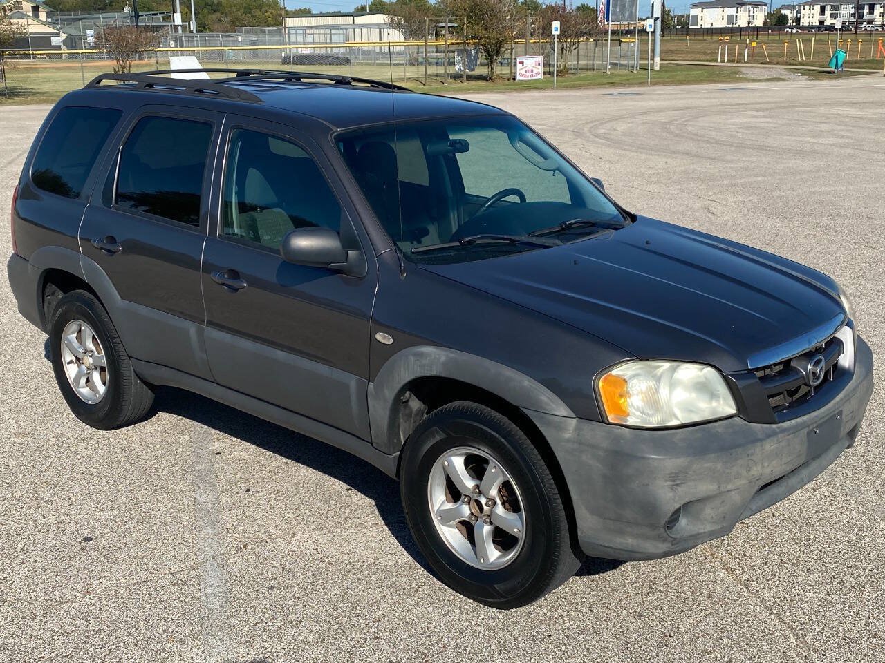 Used 2006 MAZDA Tribute I FWD image 4