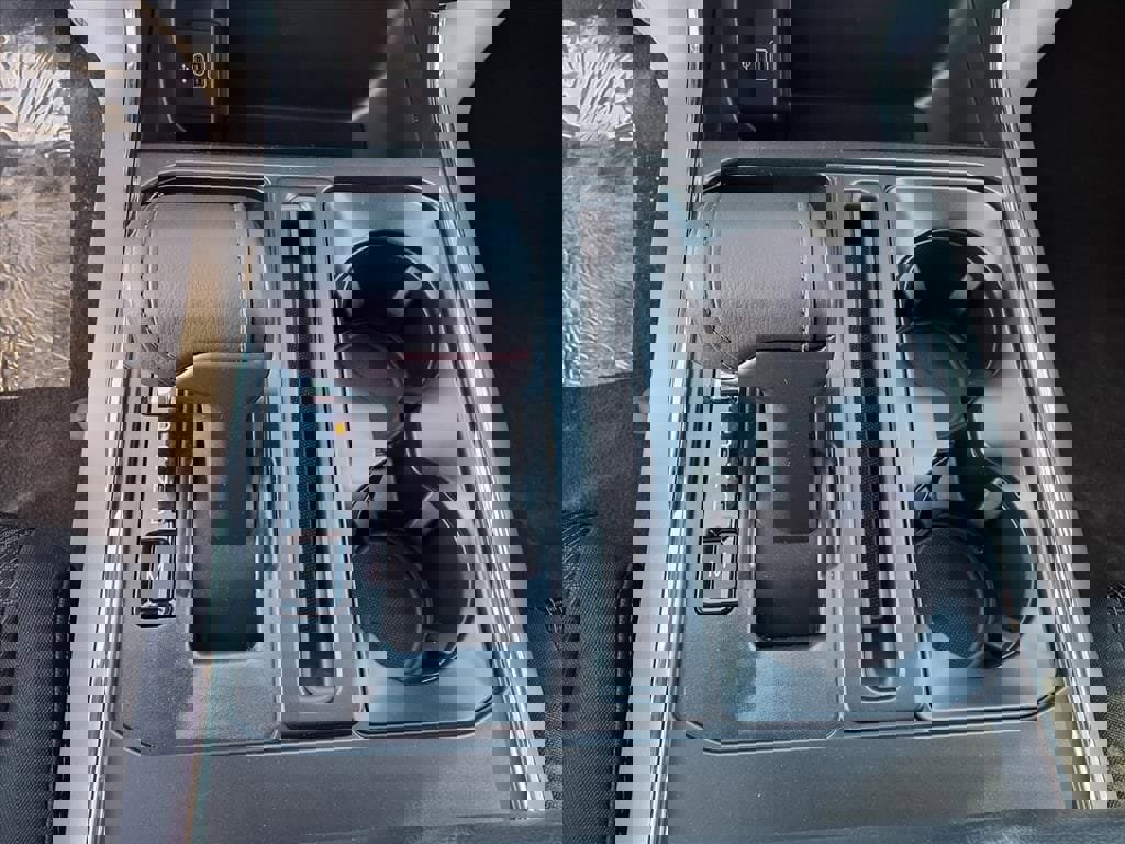 New 2026 Ford F150 XLT w/ Equipment Group 302A MID image 15