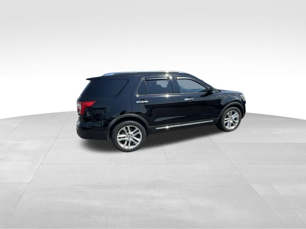 Used 2017 Ford Explorer Limited FWD image 16