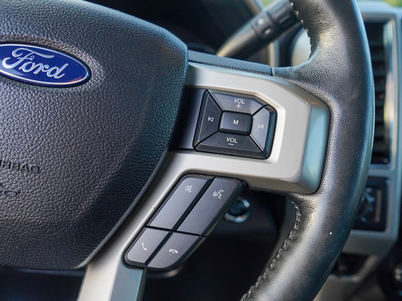 Used 2019 Ford F250 Lariat AWD/4WD image 30
