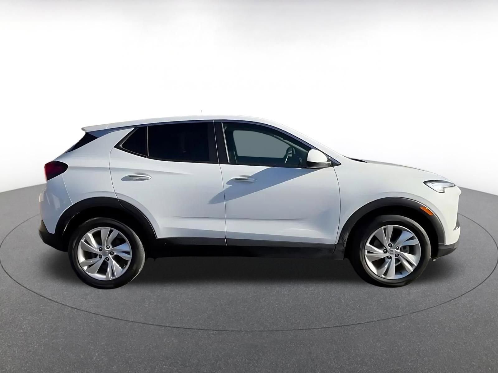 Used 2025 Buick Encore GX Preferred FWD image 16