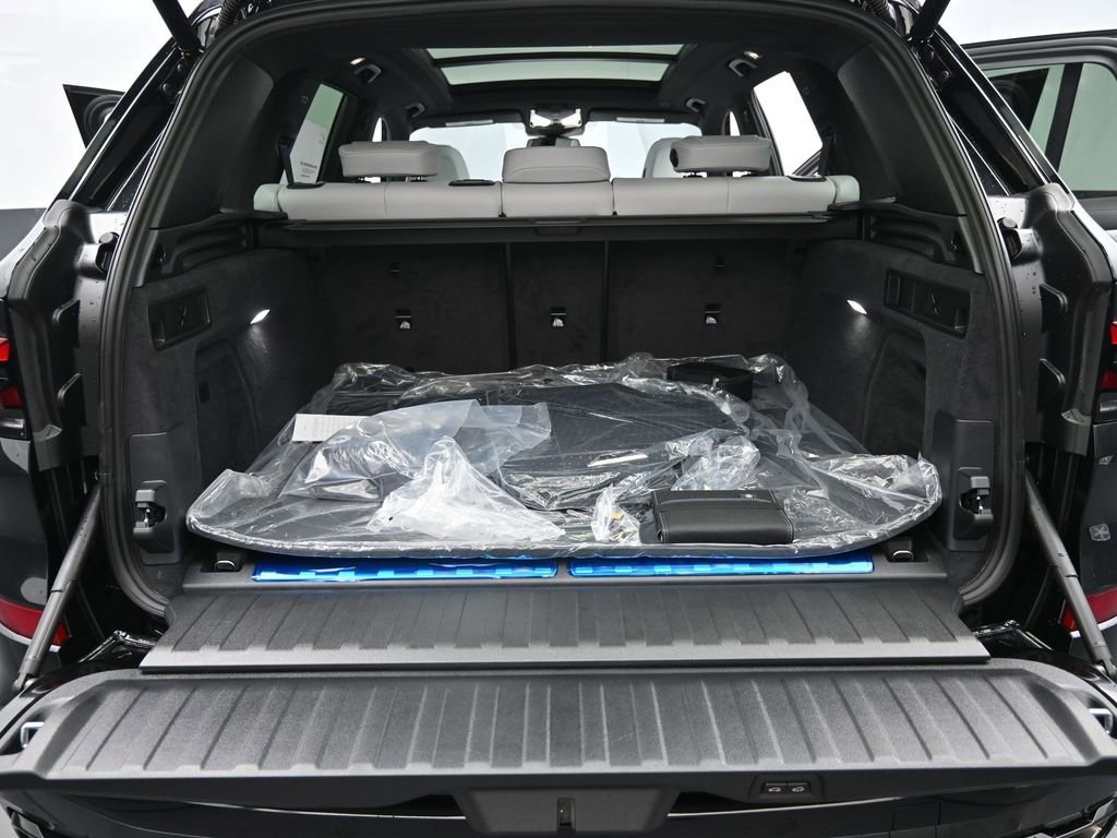 New 2026 BMW X5 xDrive50e w/ M Sport Package AWD/4WD image 31