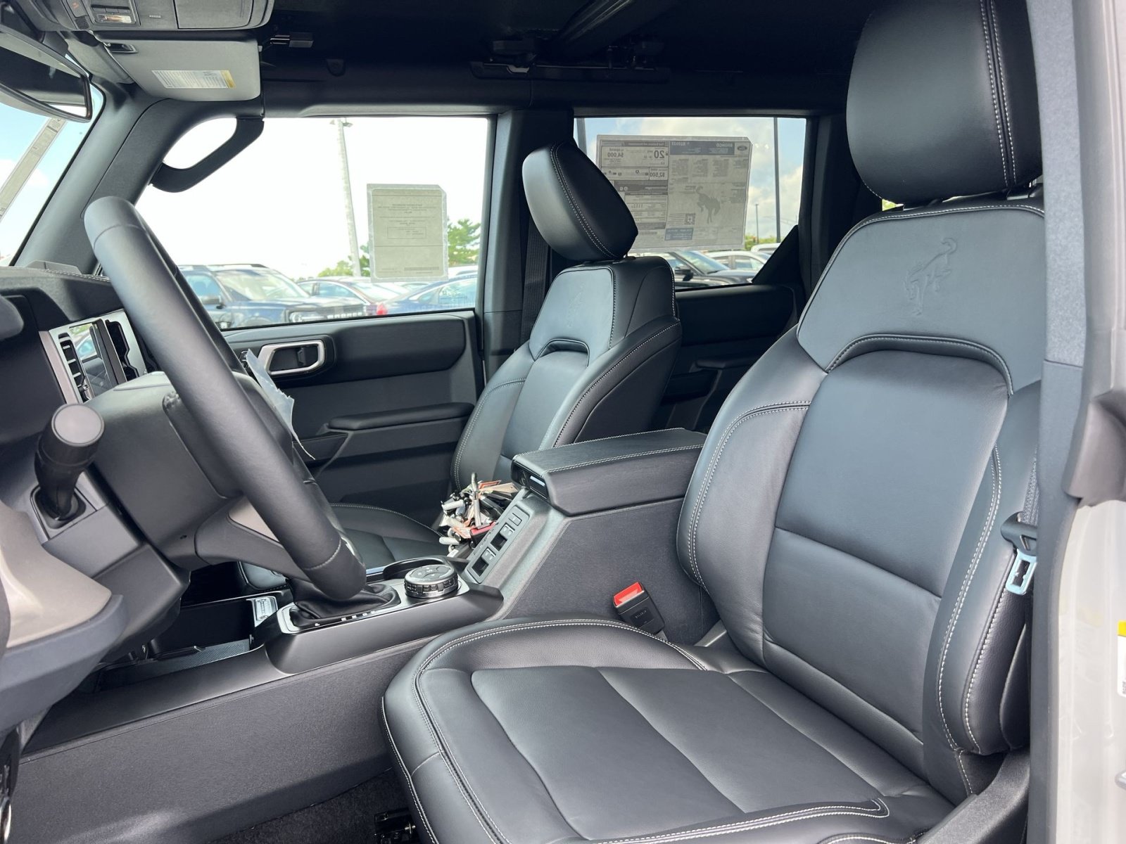 New 2026 Ford Bronco Outer Banks AWD/4WD image 13