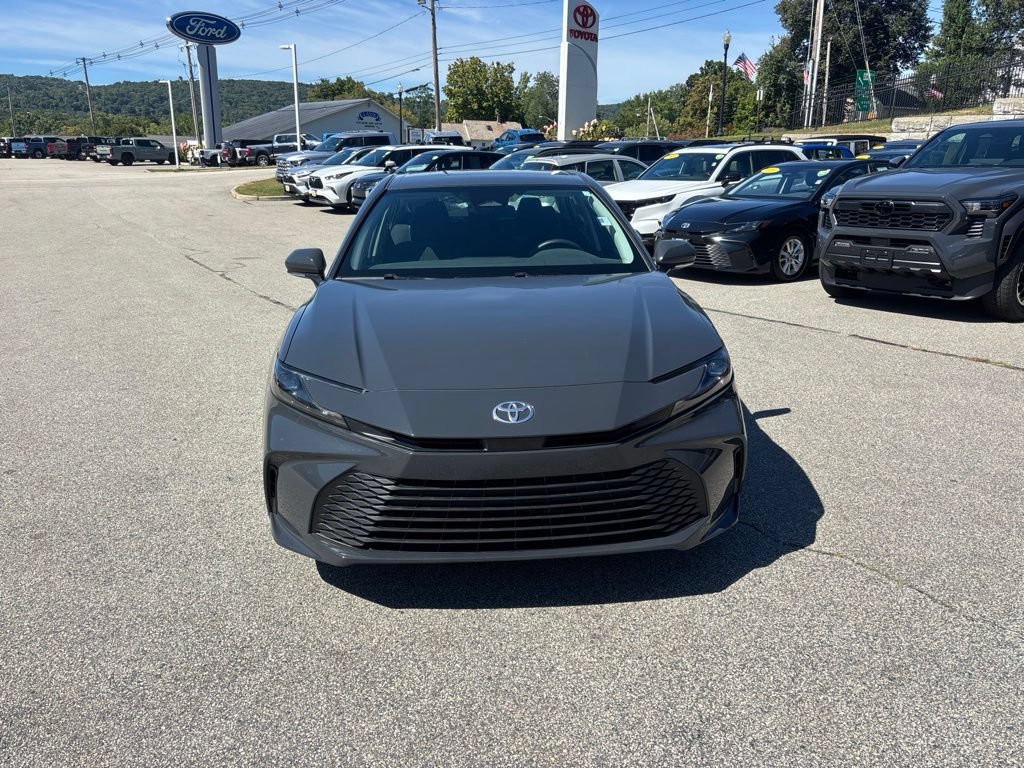 Used 2025 Toyota Camry LE FWD image 2