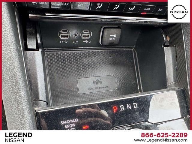 Used 2024 Jeep Grand Cherokee L Limited w/ Luxury Tech Group II image 25