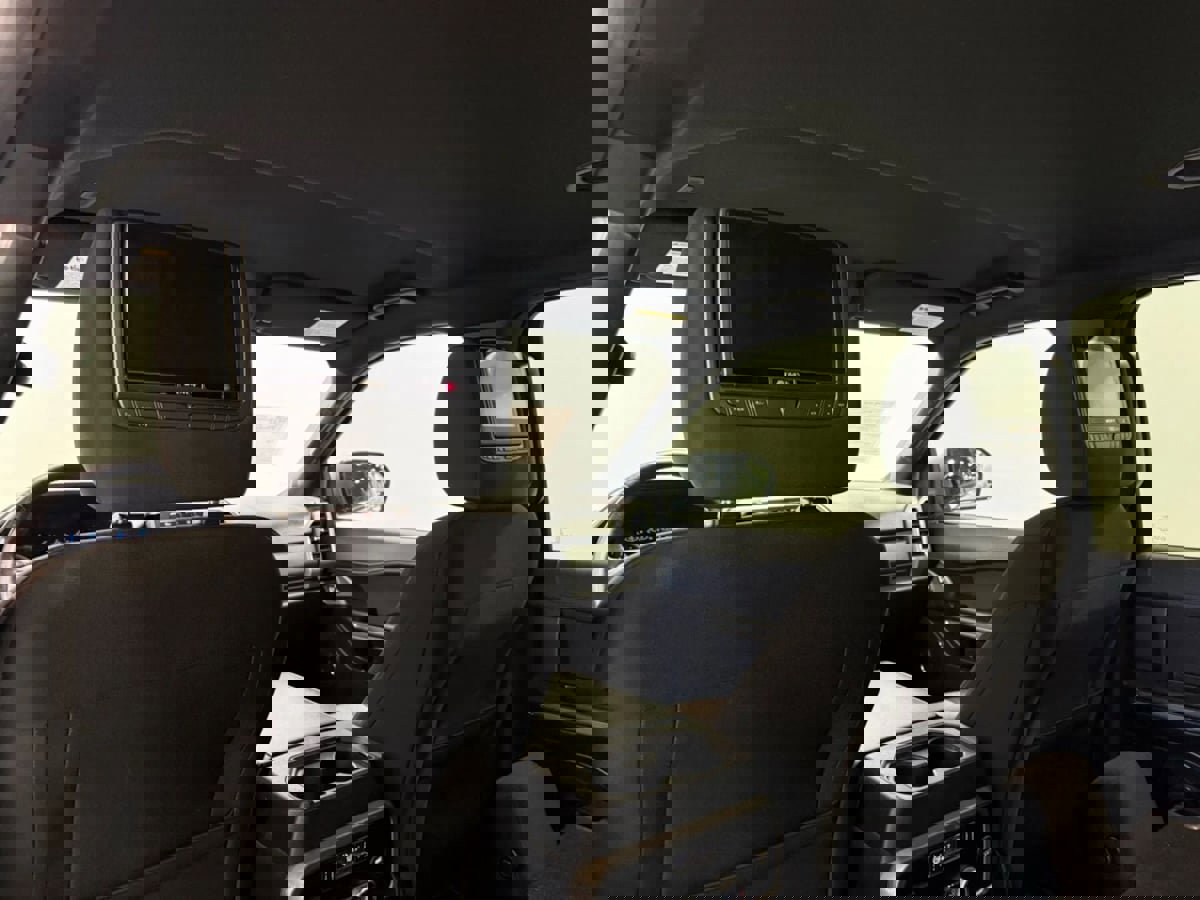 Used 2020 Ford Expedition XLT image 27