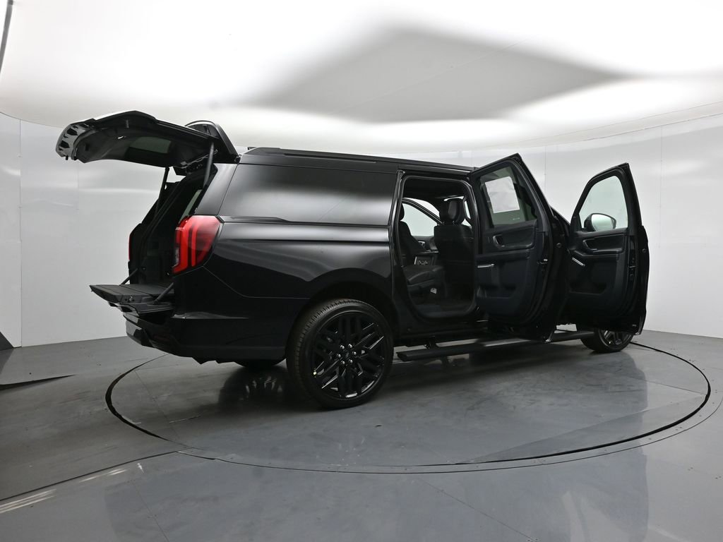 New 2026 Ford Expedition Max Platinum image 5