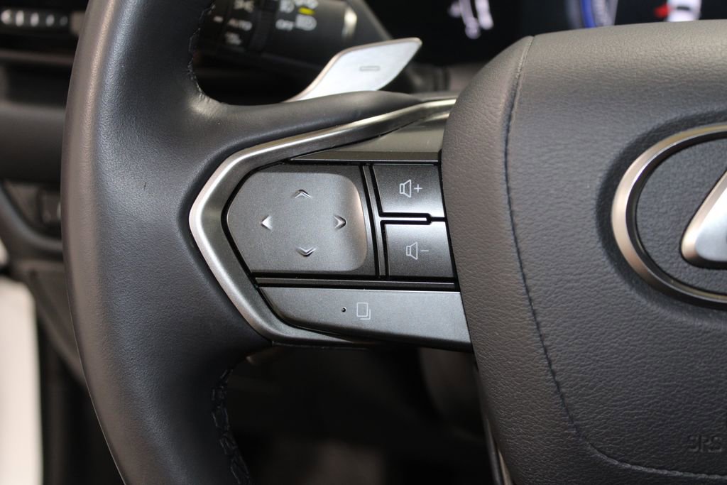 Used 2024 Lexus NX 350h AWD image 35