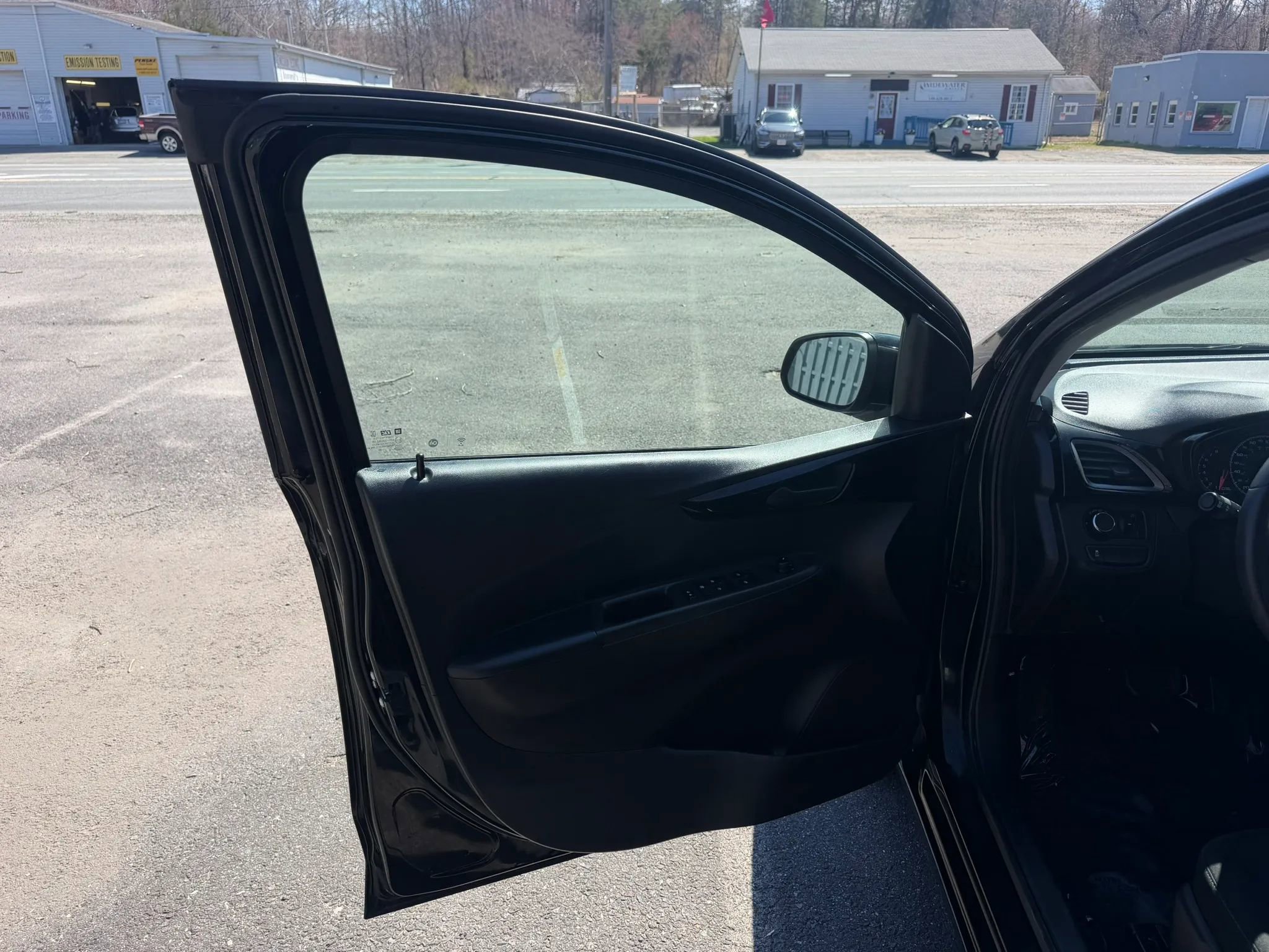 Used 2021 Chevrolet Spark LT image 21