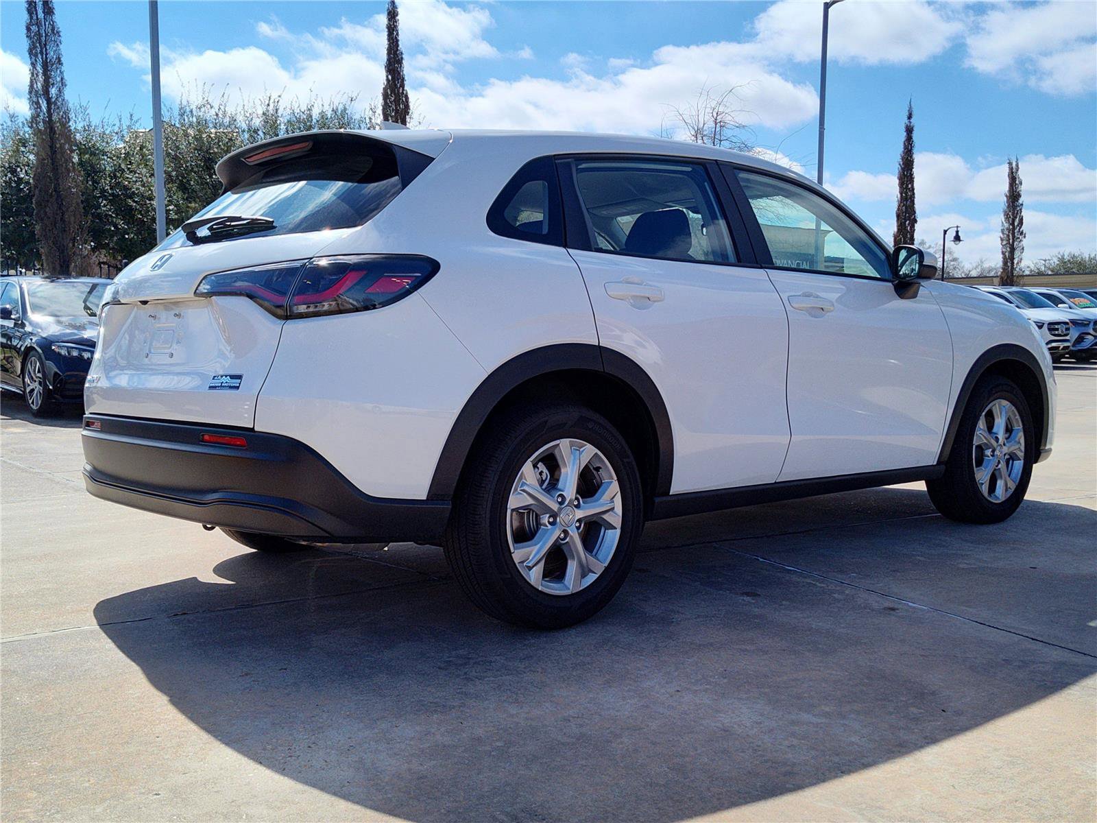 Used 2025 Honda HR-V LX image 7