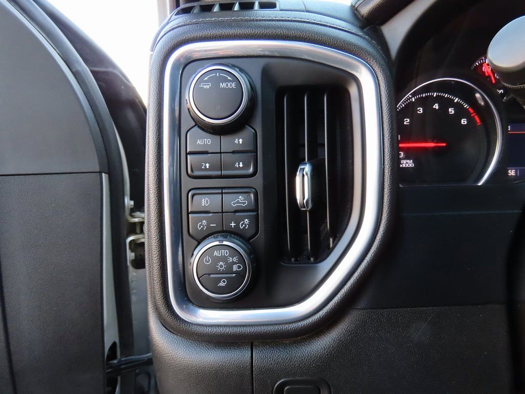 Used 2022 Chevrolet Silverado 2500 LTZ image 37