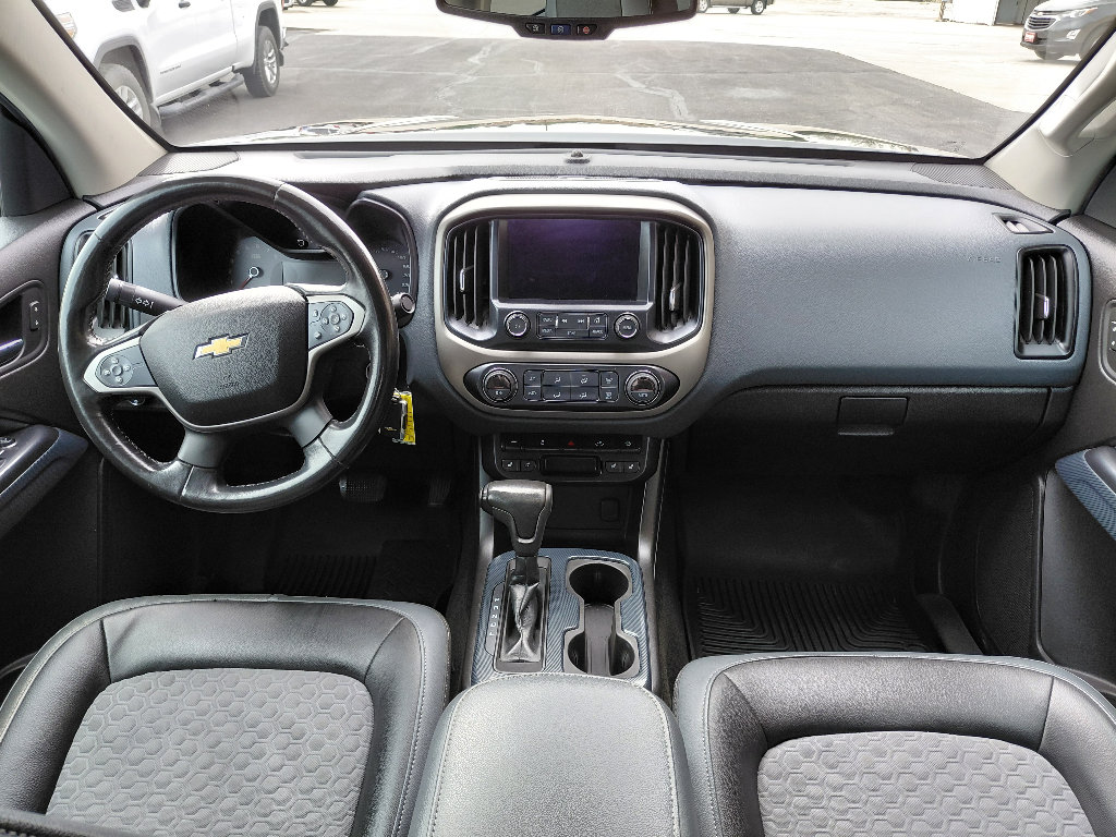 Used 2017 Chevrolet Colorado Z71 AWD/4WD image 12
