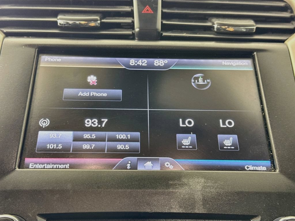 Used 2016 Ford Fusion SE w/ Equipment Group 202A AWD/4WD image 18