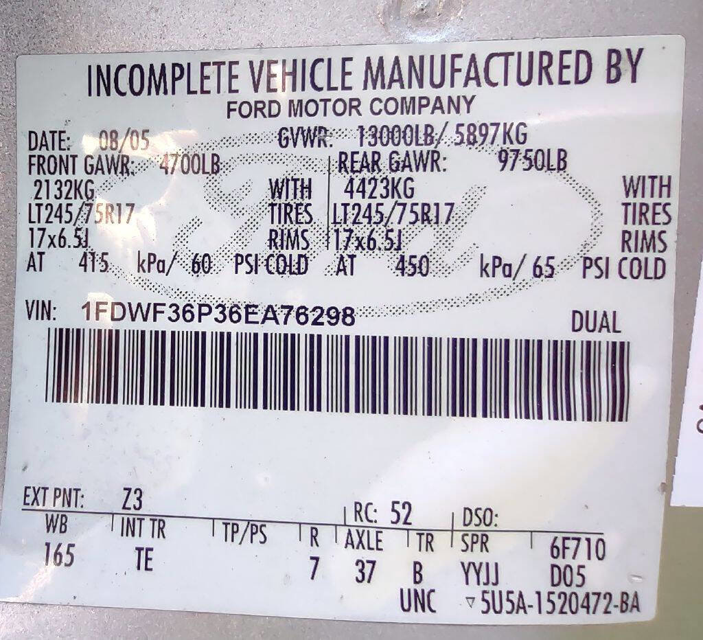 Used 2006 Ford F350 2WD Regular Cab DRW Super Duty image 16