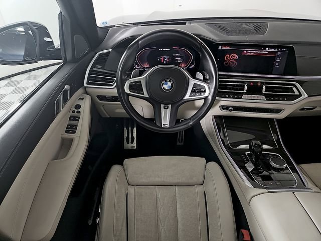 Used 2021 BMW X5 M50i w/ Premium Package image 12