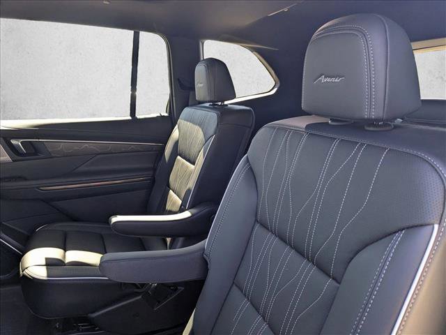 Used 2025 Buick Enclave Avenir w/ Super Cruise Package image 14
